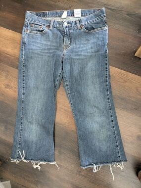 Great Raw Hem Lucky Brand Capris Jeans Size 8 / 28 *See Desc